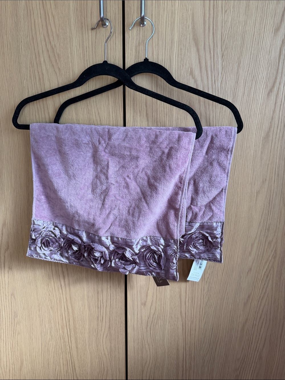 Croscill Lavender Rose-Trim Decorative Two Hand Towels 100% Cotton